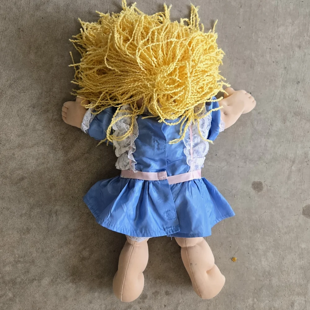 Vintage CABBAGE PATCH KIDS 18